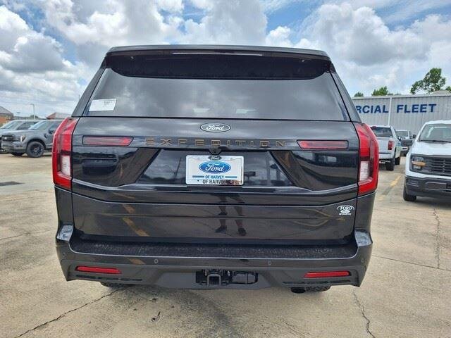 New 2026 Agate Black Metallic Ford Tremor® image 4