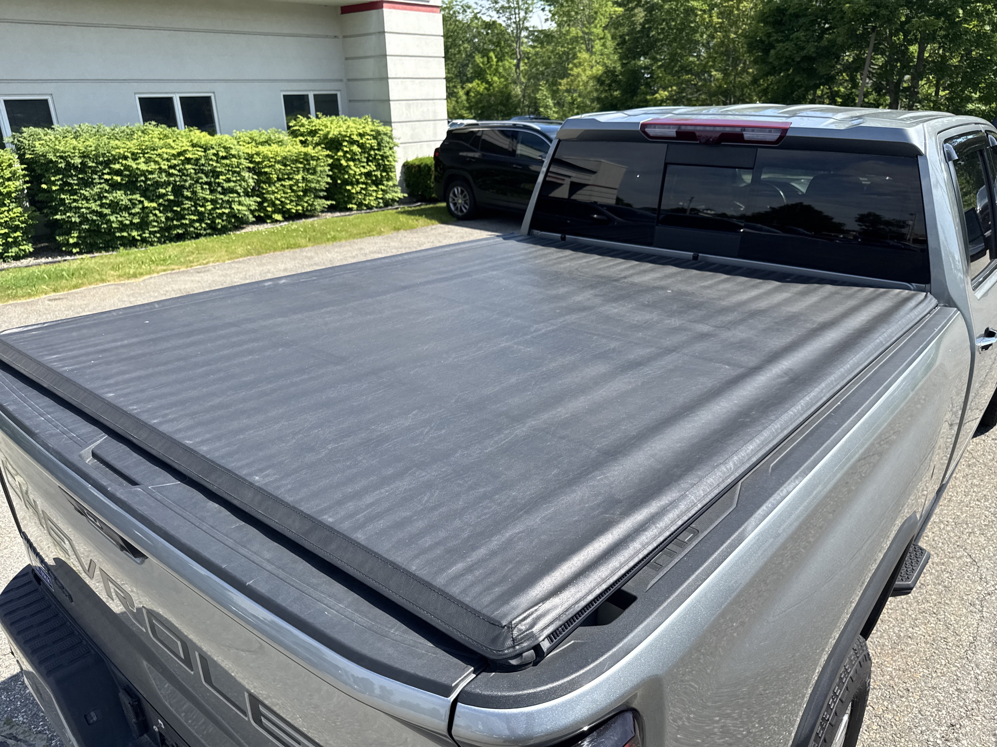 Used 2024 Sterling Gray Metallic Chevrolet High Country image 15