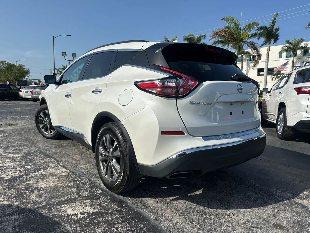 Used 2017 White Nissan SV image 4