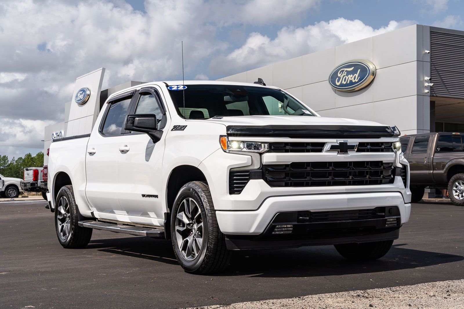 Certified Used 2022 White Chevrolet RST image 1