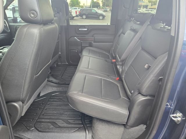 Used 2023  GMC SLT image 10