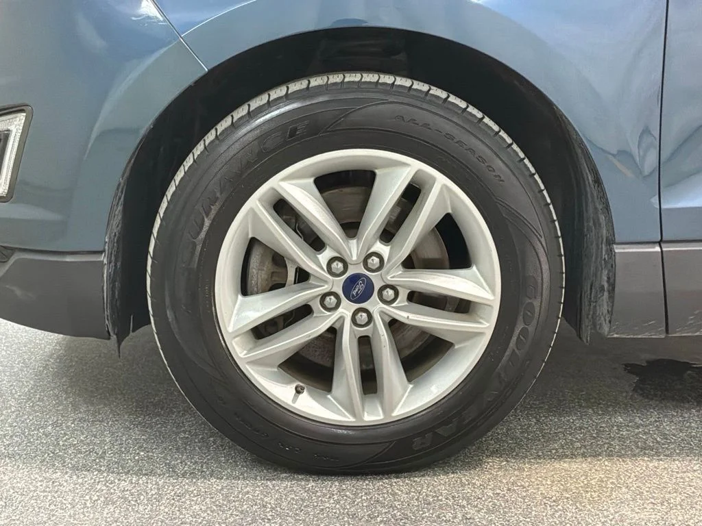 Used 2016 Blue Metallic Ford SEL image 28