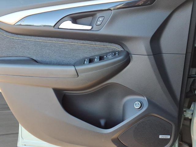 New 2026 Cacti Green Chevrolet ACTIV image 14