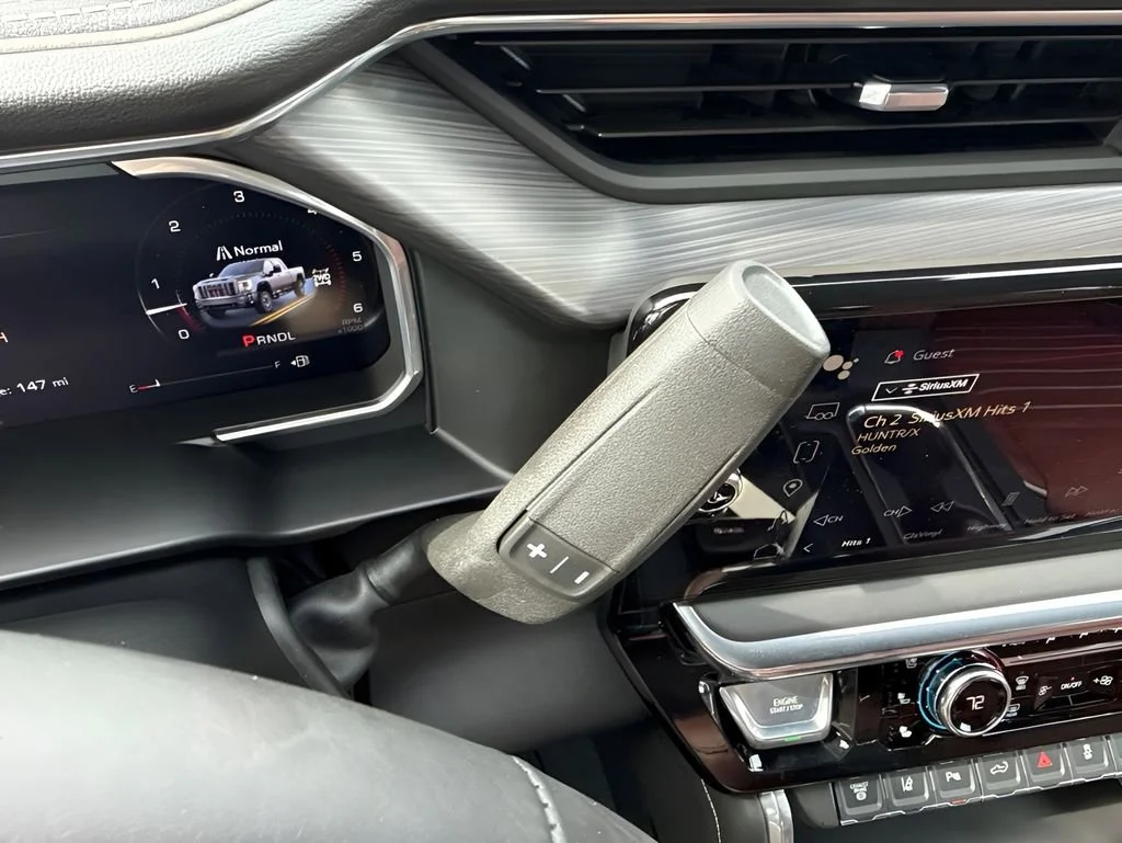 New 2026 Glacier White Tricoat GMC Denali Ultimate image 19