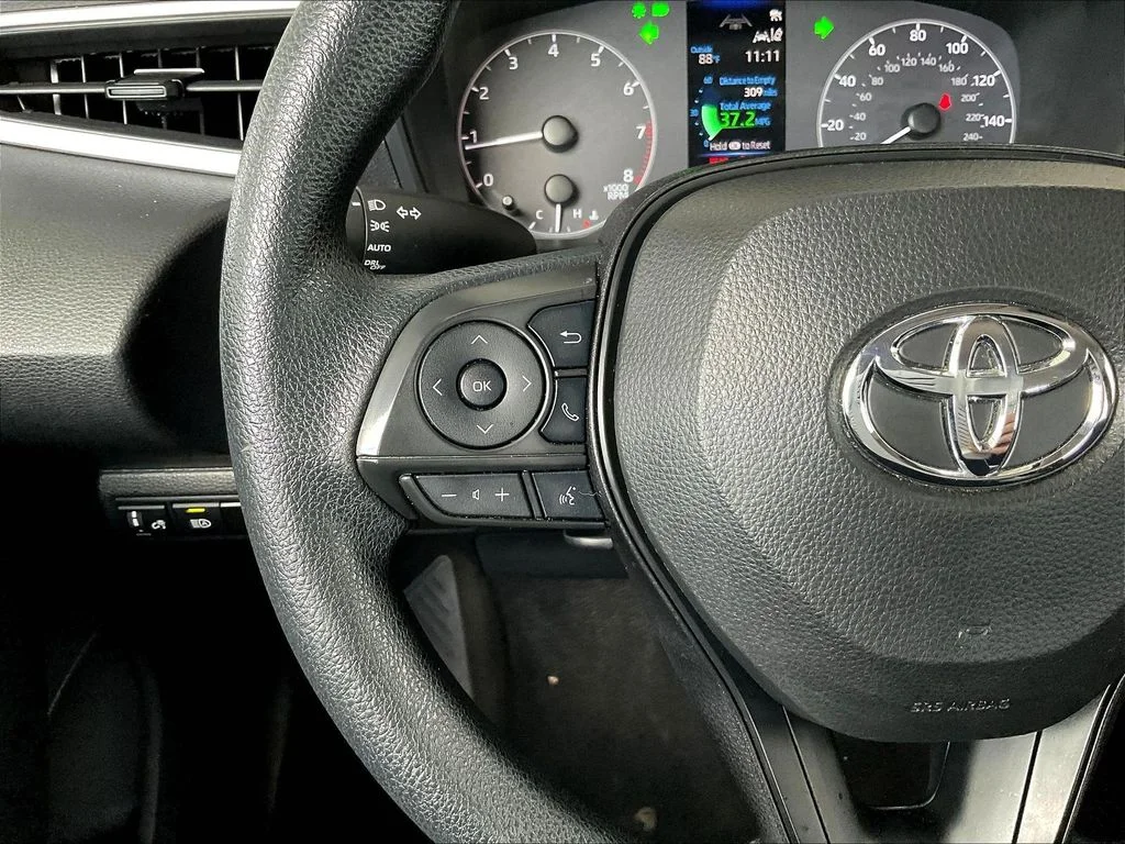 Used 2024 Ice Toyota LE image 12