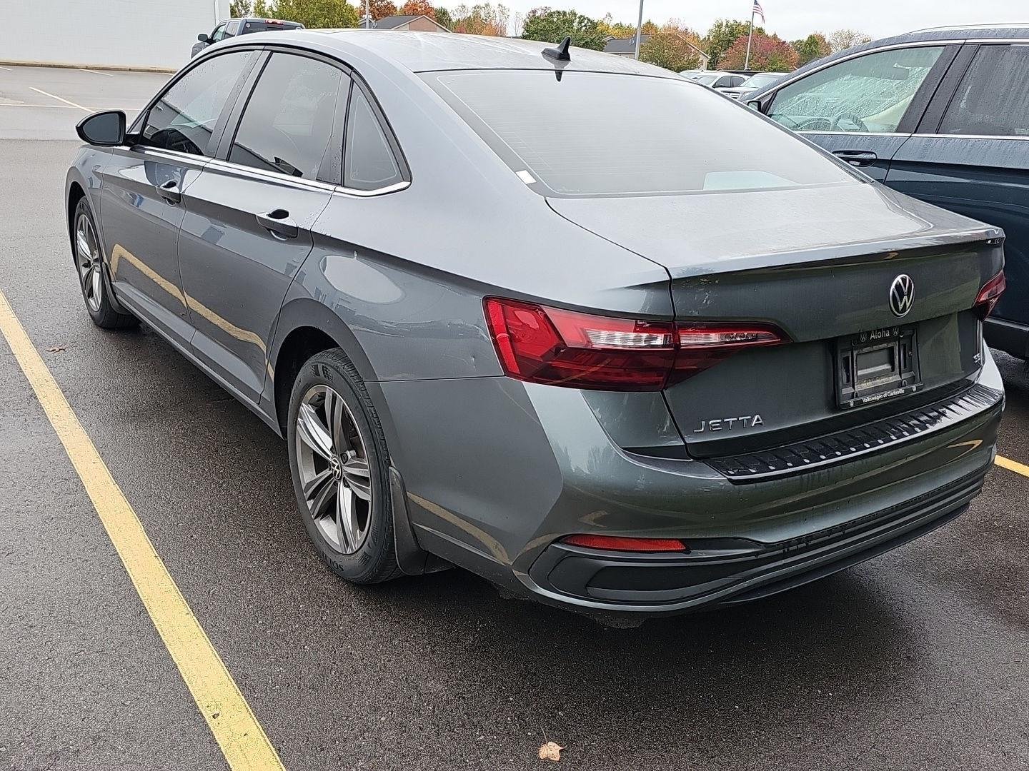 2022 Volkswagen Jetta SE photo 4