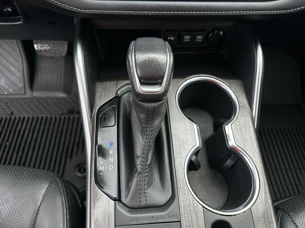 Used 2020 White Toyota Limited image 16