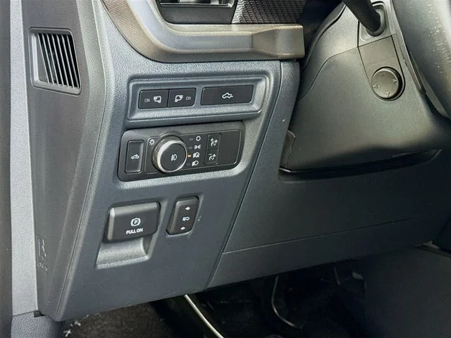 Used 2022 Red Ford Raptor image 10