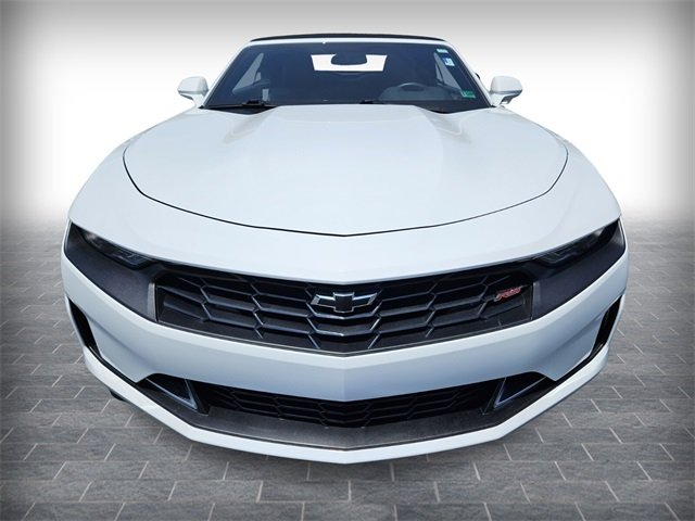 2019 Chevrolet Camaro 2LT photo 2