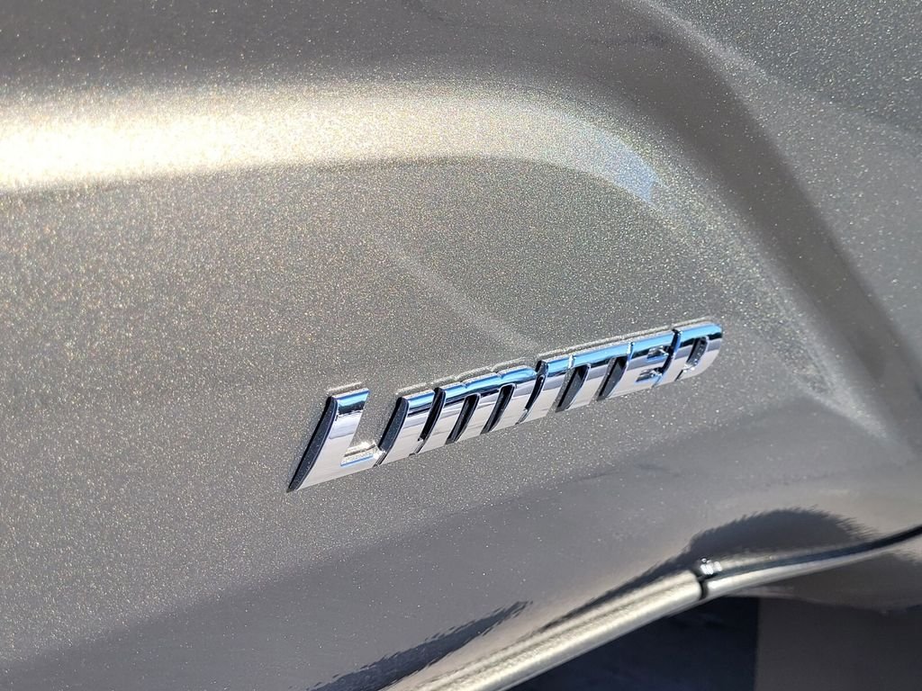 2025 Toyota Tacoma Limited - Photo 12