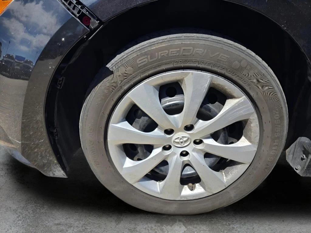 Used 2021 Black Sand Pearl Toyota LE image 15