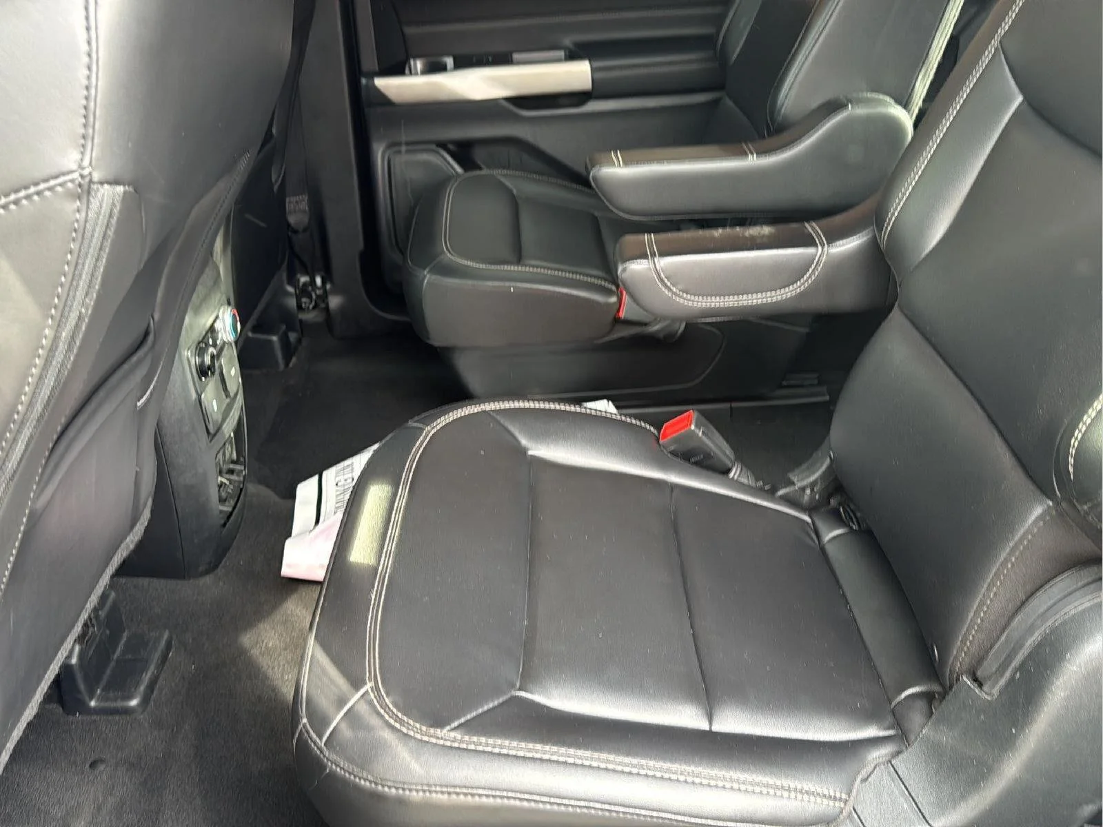 Used 2022 Carbonized Gray Metallic Ford XLT image 22