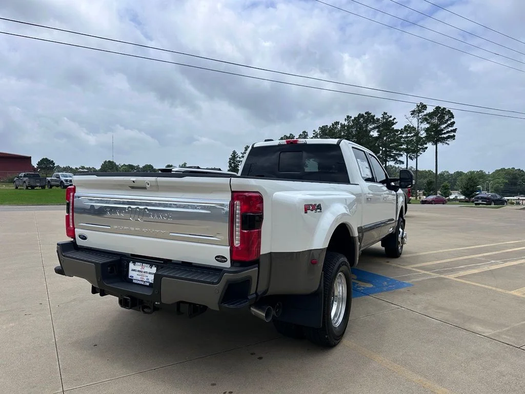 New 2026 Star White Metallic Tri-Coat Ford F-350® King Ranch® image 4
