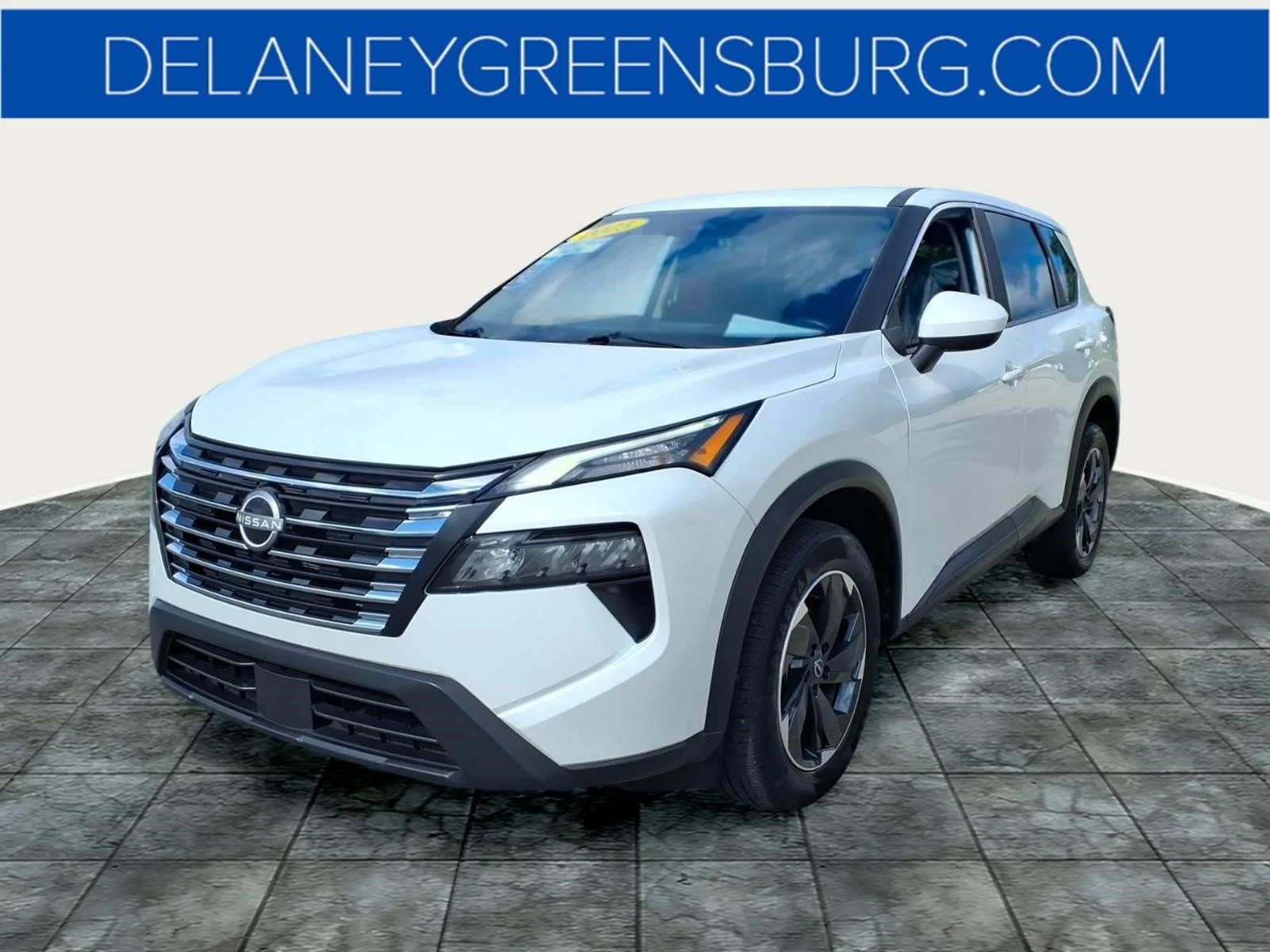 Used 2025 Everest White Pearl Qbe Nissan SV image 7