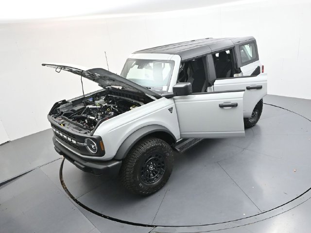 New 2026 Avalanche Gray Ford Base image 44