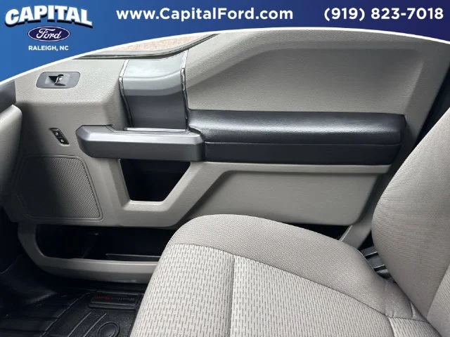 Used 2022 Blue Ford XLT image 28