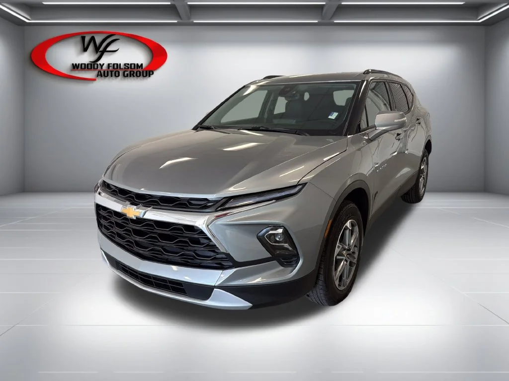 New 2026 Sterling Gray Metallic Chevrolet 3LT image 3