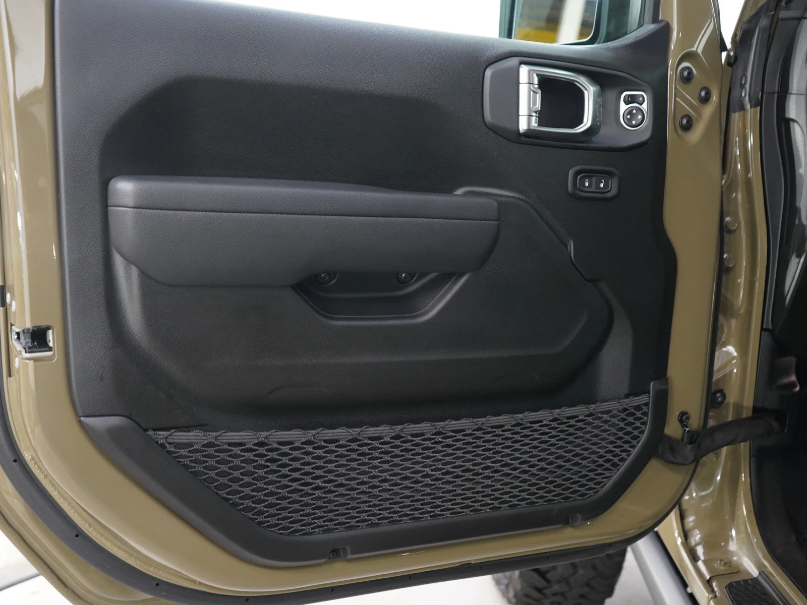 Used 2025 41 Jeep Willys image 18