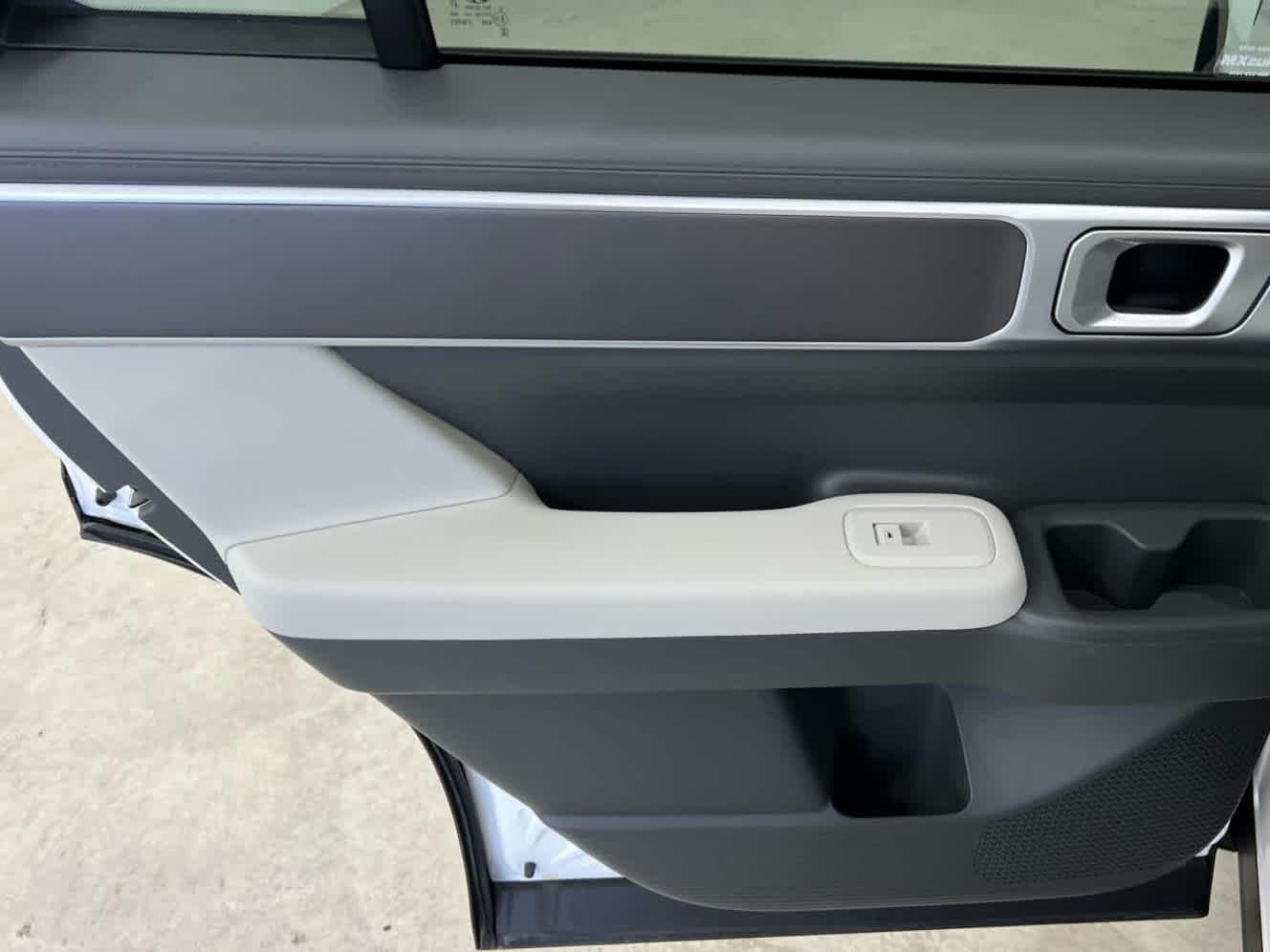 New 2026 Serenity White Hyundai SE image 27