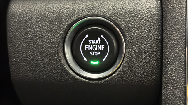 Used 2024 Summit White GMC Denali image 22