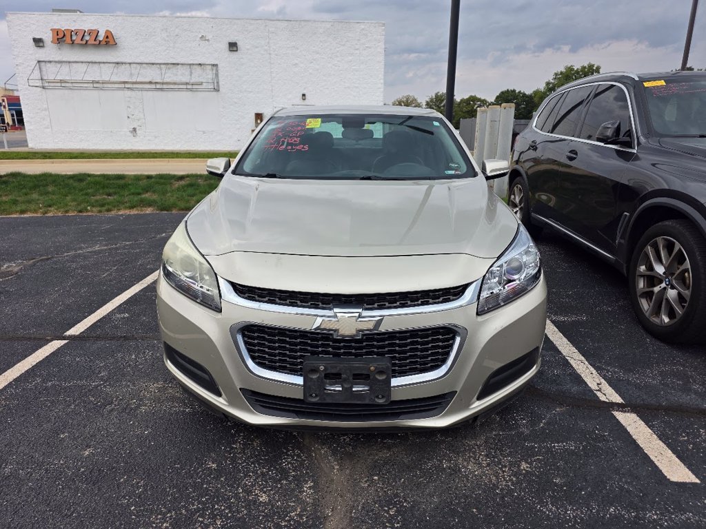 Used 2015 Champagne Silver Metallic Chevrolet LT image 1