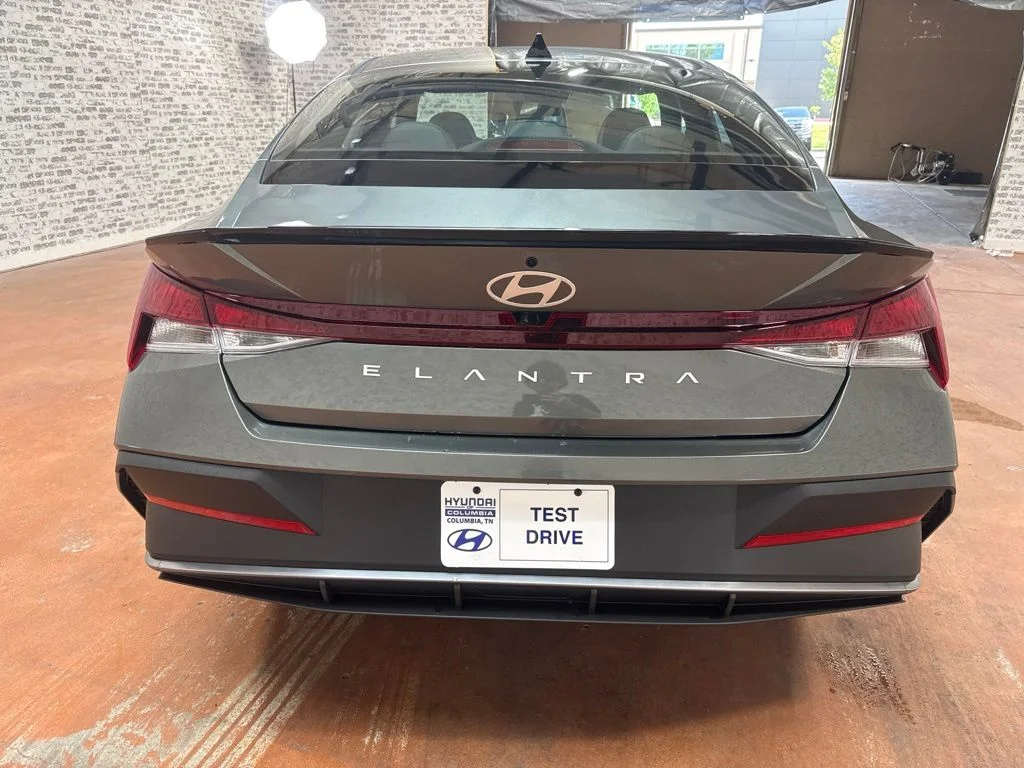 New 2026 Amazon Gray Hyundai SEL Sport image 6