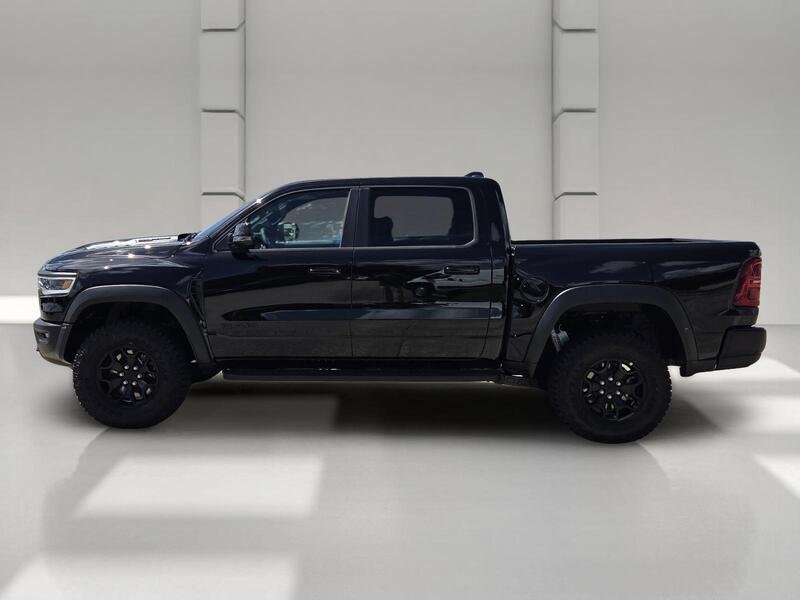 New 2026 Diamond Black Crystal Pearl-Coat Exterior Paint RAM RHO 4X4 CREW CAB 5
