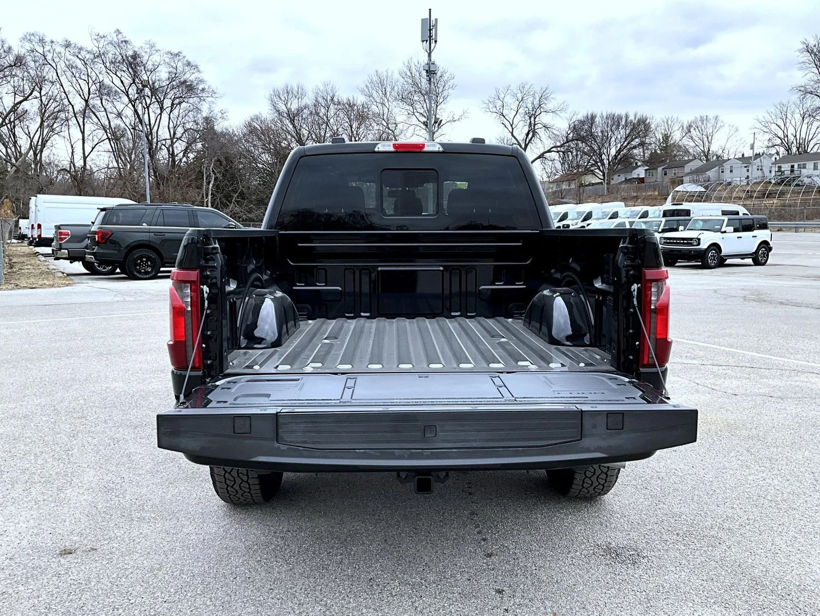 New 2026 Black Ford XLT image 10