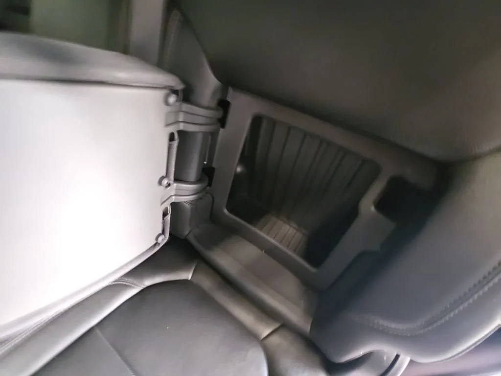 Used 2019 PACIFIC BLUE METALLIC GMC SLT image 28