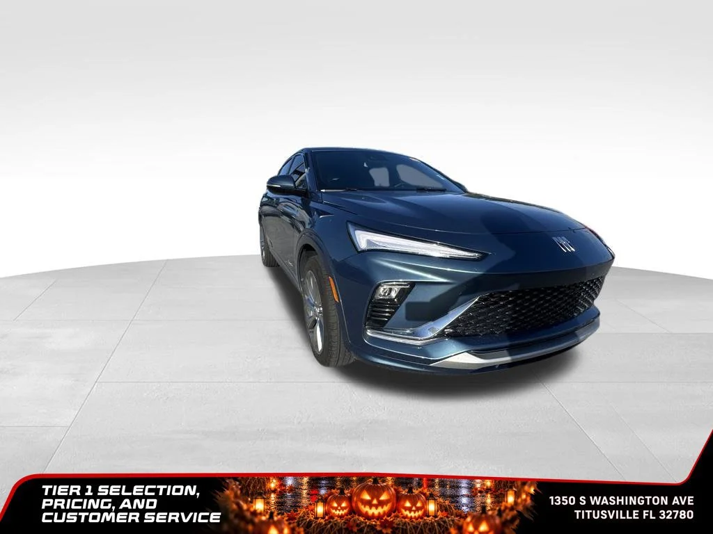Used 2024 Ocean Blue Metallic Buick Avenir image 4