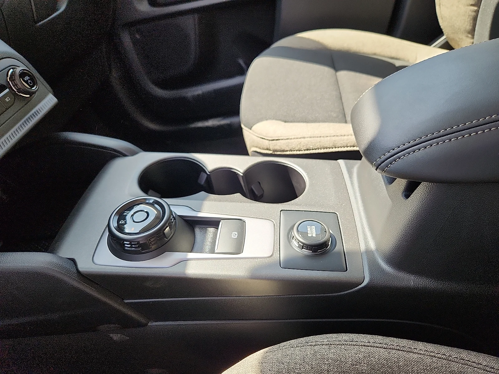New 2026 Carbonized Gray Metallic Ford Big Bend image 25
