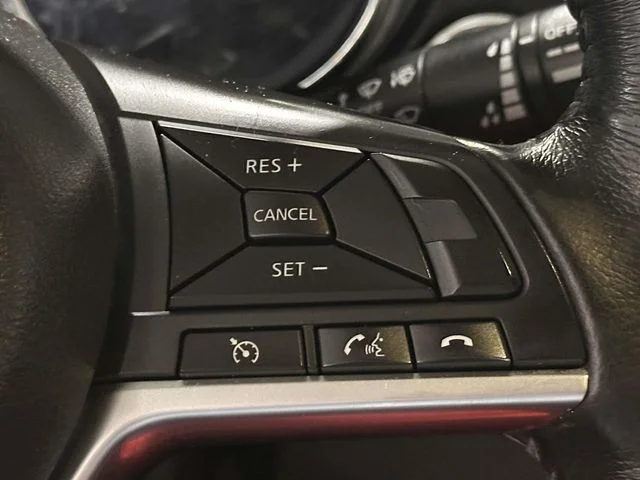 Used 2017 Magnetic Black Nissan SL image 24