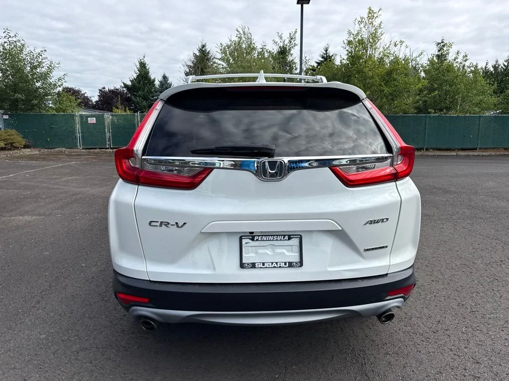 Used 2019 Platinum White Pearl Honda Touring image 6