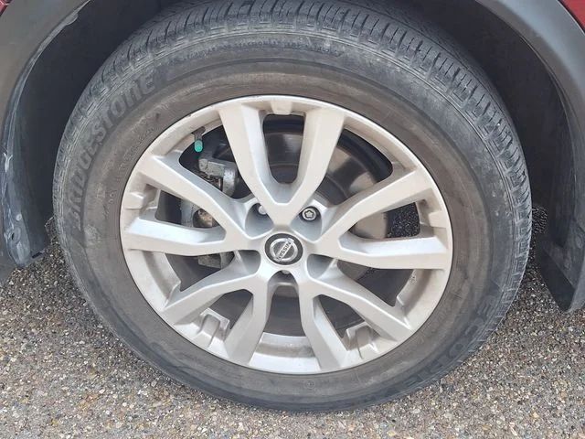 Certified Used 2022 Red Nissan SV image 14