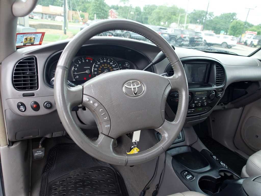 Used 2007  Toyota SR5 image 16
