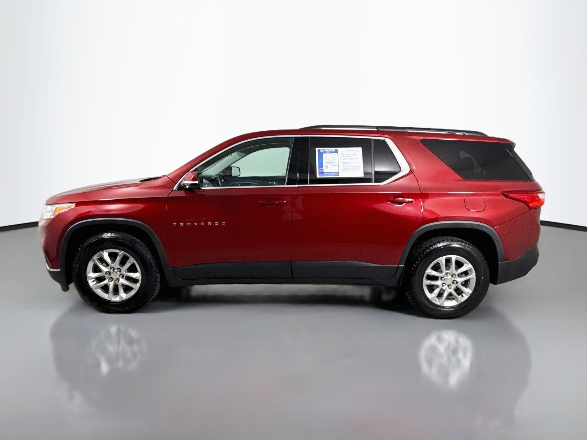 Used 2019 Cajun Red Tintcoat Chevrolet LT Cloth image 4