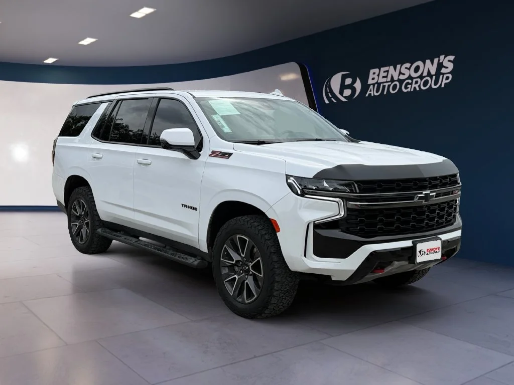 Used 2022 White Chevrolet Z71 image 7