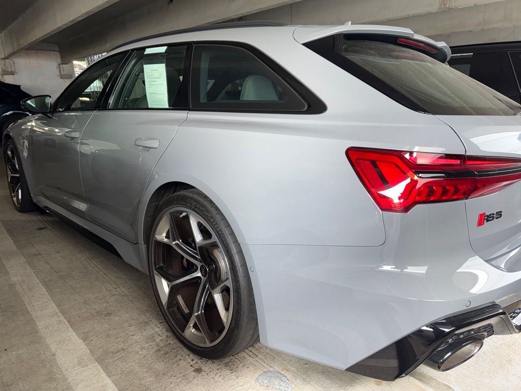 Used 2025 Black Audi 4.0T image 4