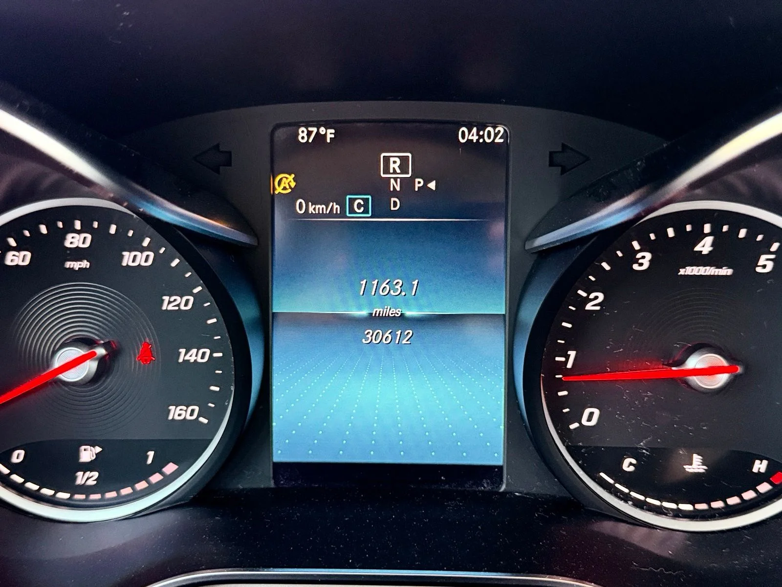 Used 2021 Polar White Mercedes-Benz GLC 300 image 25