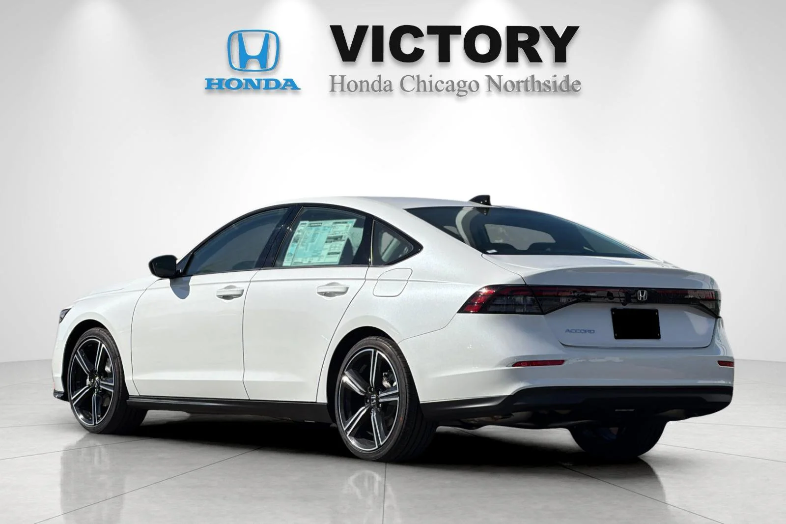 New 2026 Platinum White Pearl Honda SE image 3