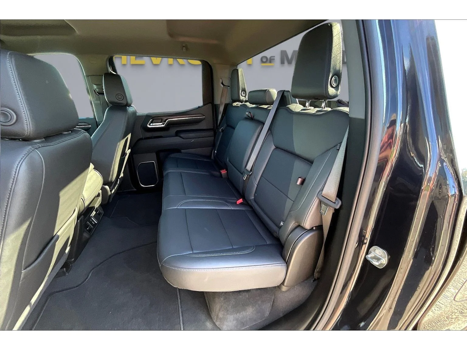 Used 2024 Titanium Rush Metallic GMC SLT image 18