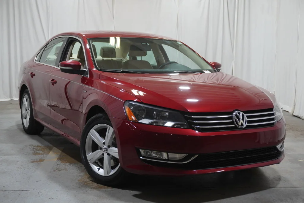 Used 2015 Red Volkswagen 1.8T Limited Edition image 7