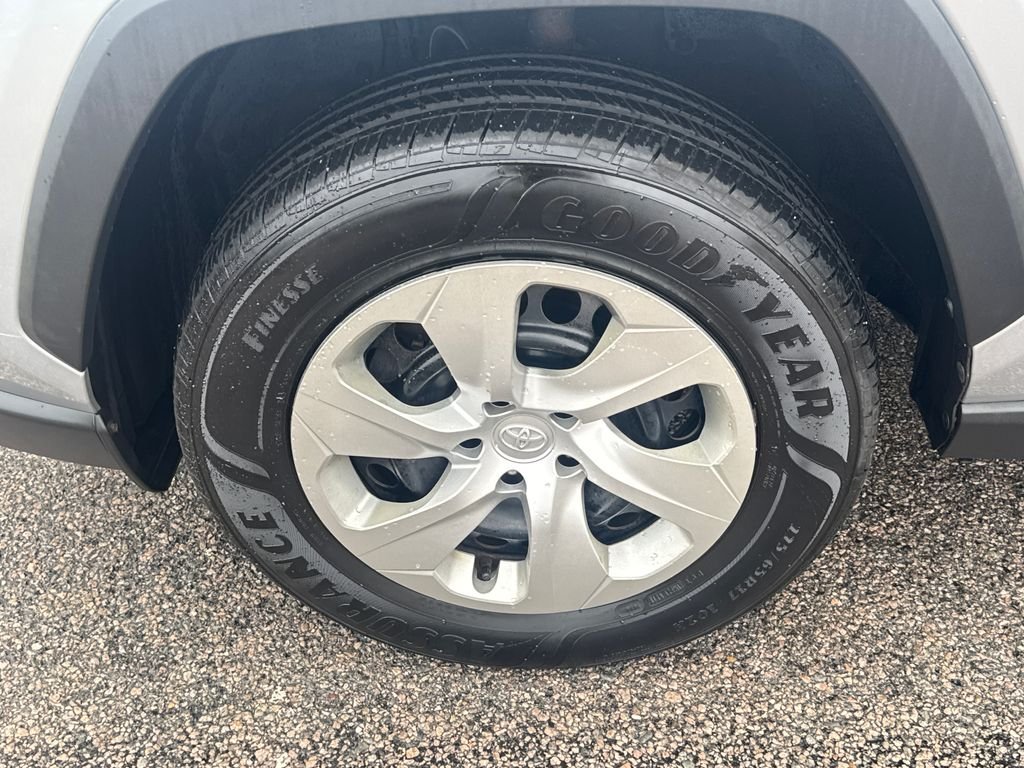 Used 2019 Silver Toyota LE image 37