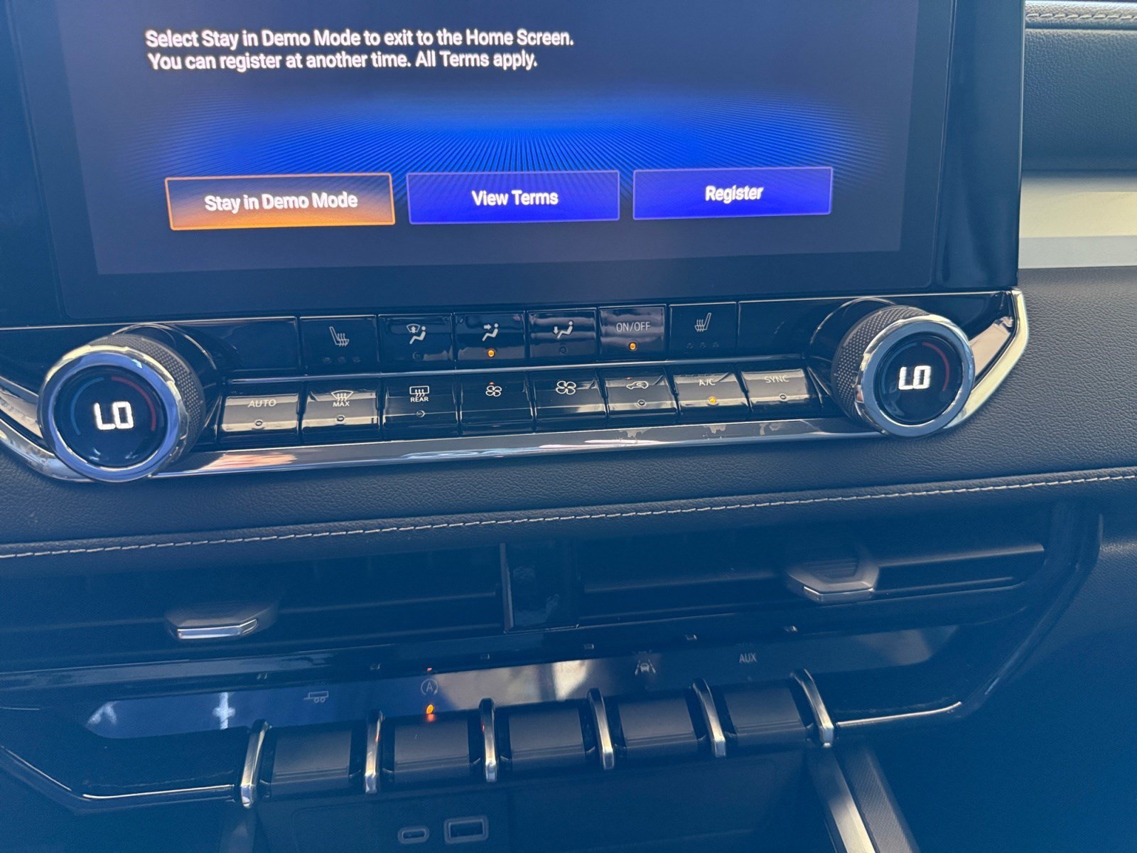 2026 Chevrolet Colorado LT - Photo 28