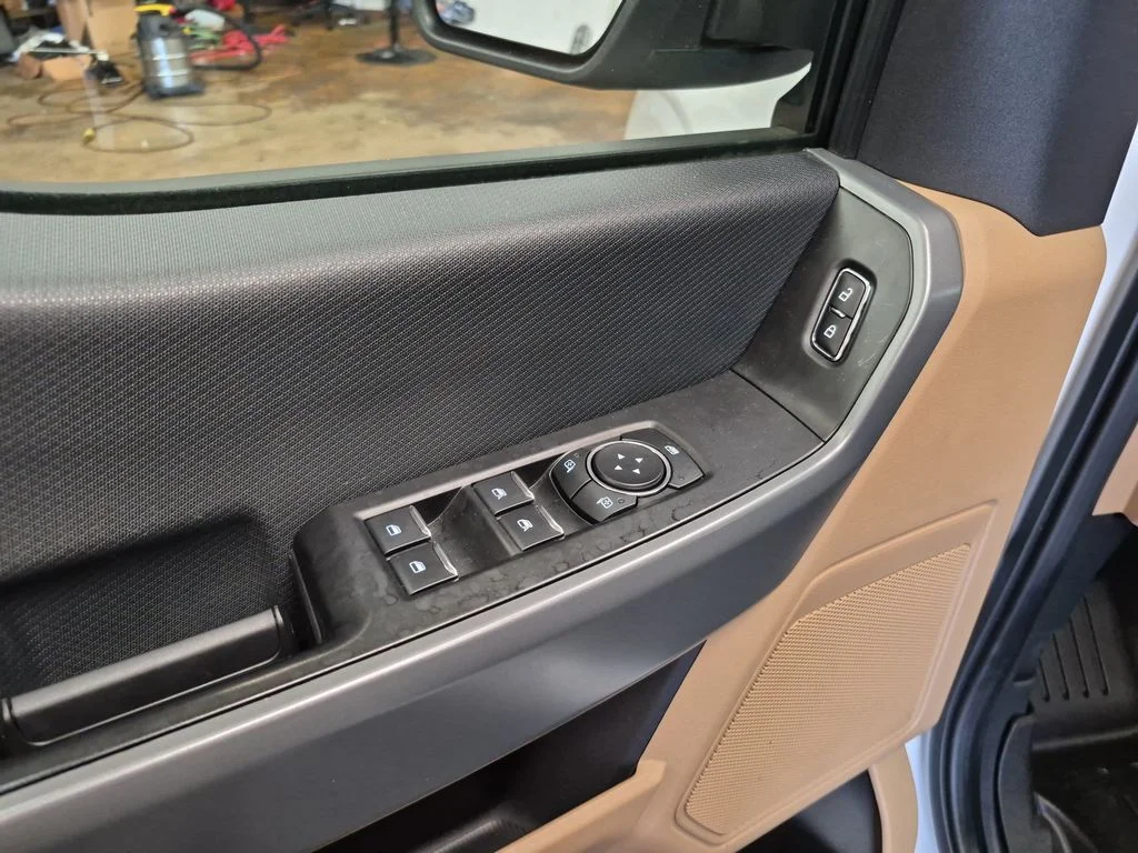 Certified Used 2023 Oxford White Ford XLT image 12