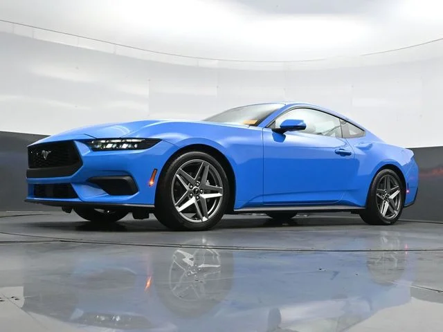 Used 2025 Blue Ford EcoBoost Premium image 39