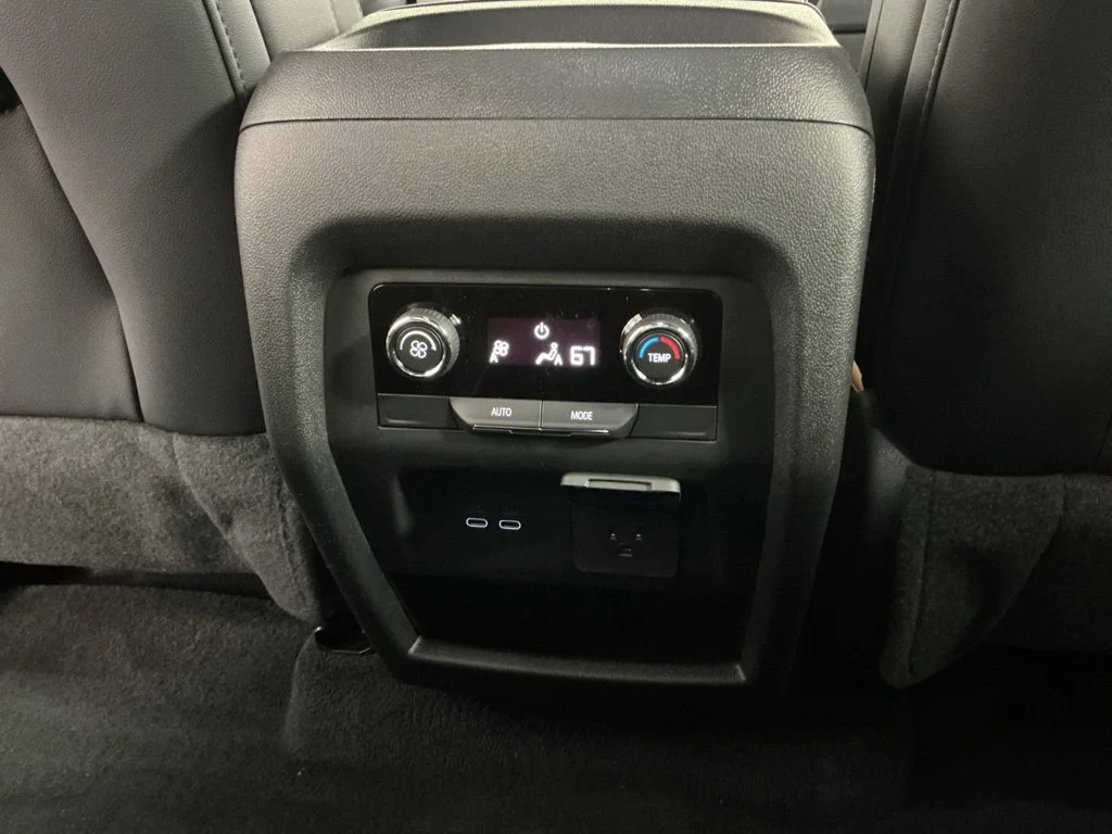New 2027 Sterling Gray Metallic Chevrolet Z71 image 20