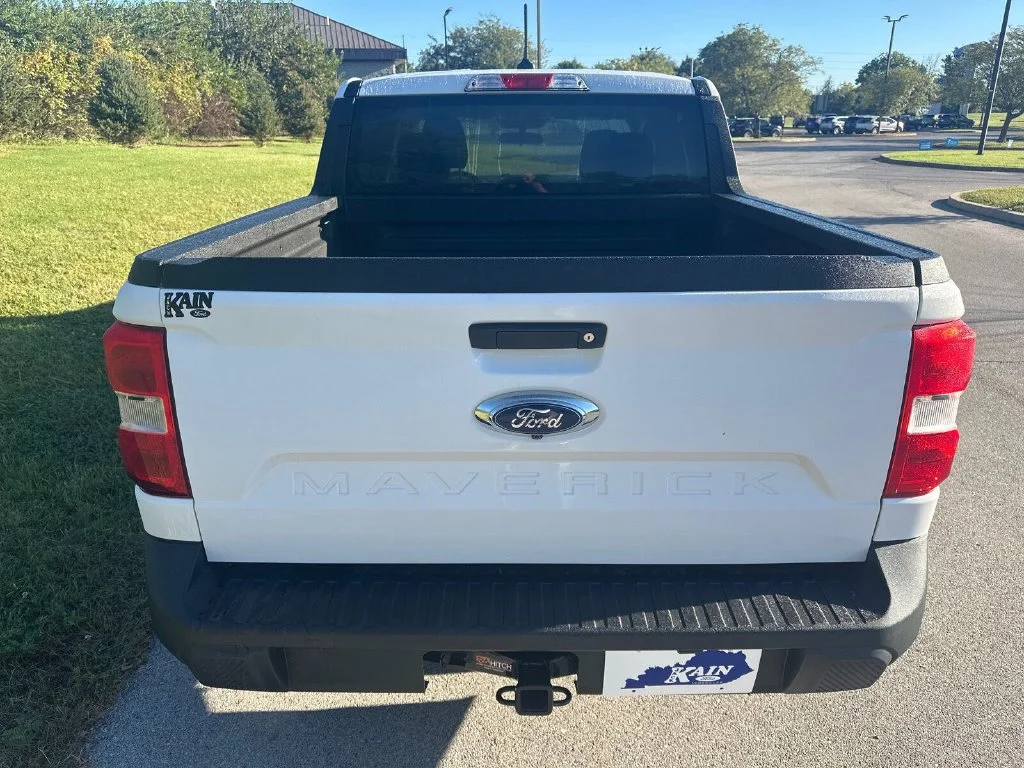 Used 2022 White Ford XL image 10