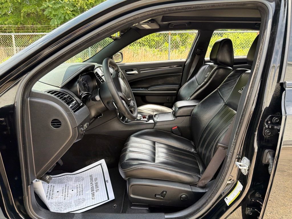 2022 Chrysler 300 S - Photo 21