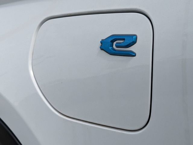 New 2022 Bright White Clearcoat Jeep 4xe image 24